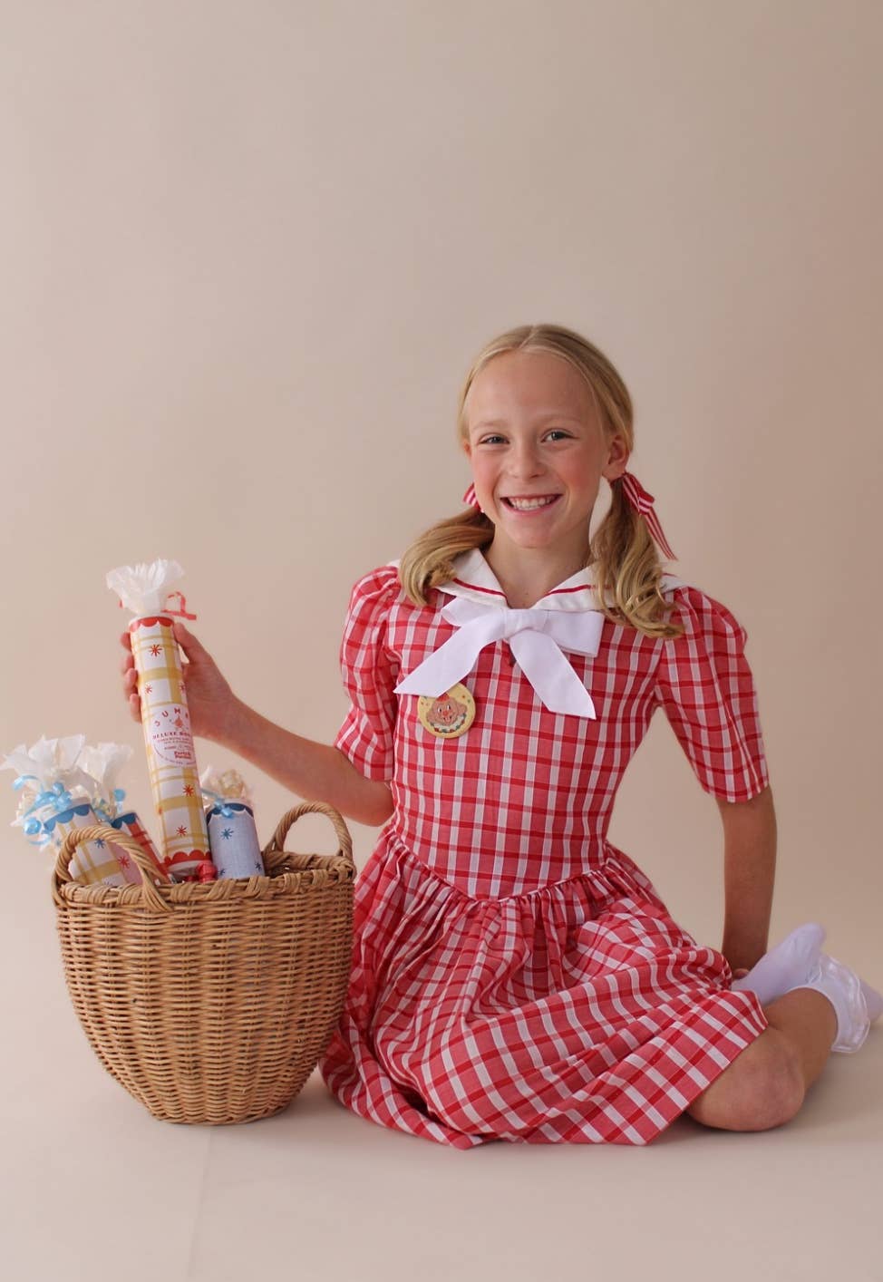 Handmade Plaid Jumbo Surprise Bon Bon Party Favor — Yellow Plaid