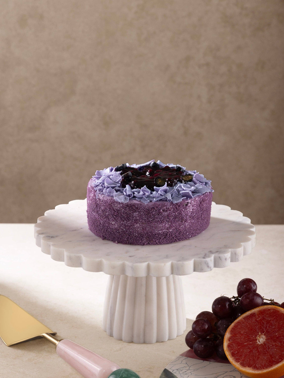 Bobby Marble Cake Stand