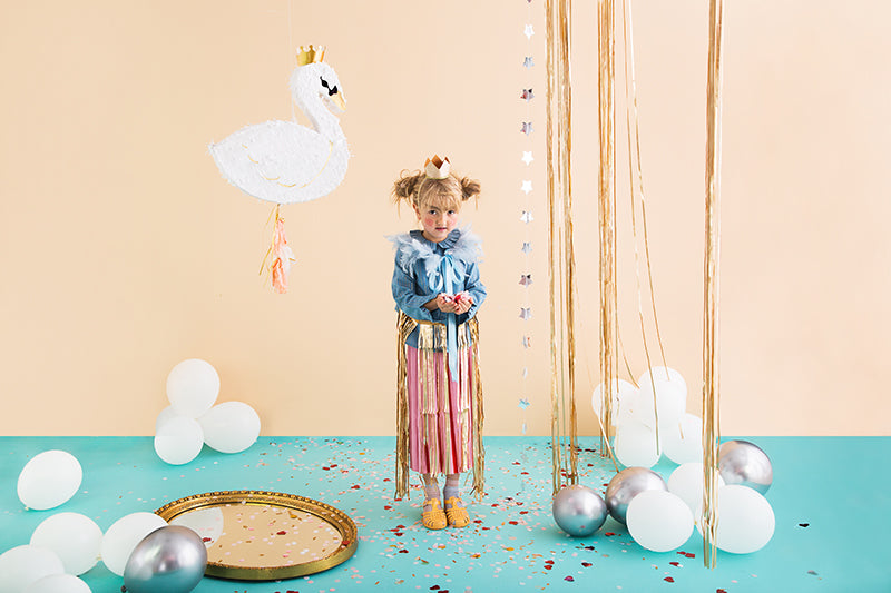 Swan piñata styled