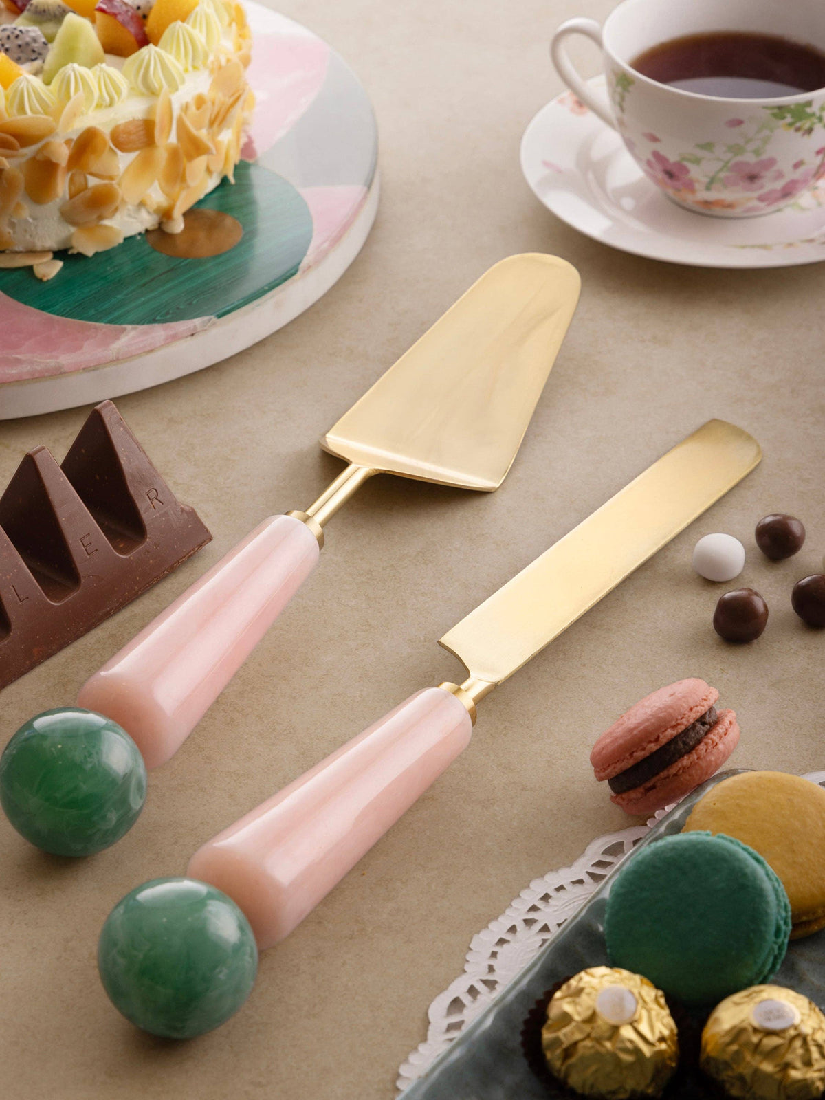 Copenhagen Cake Servers