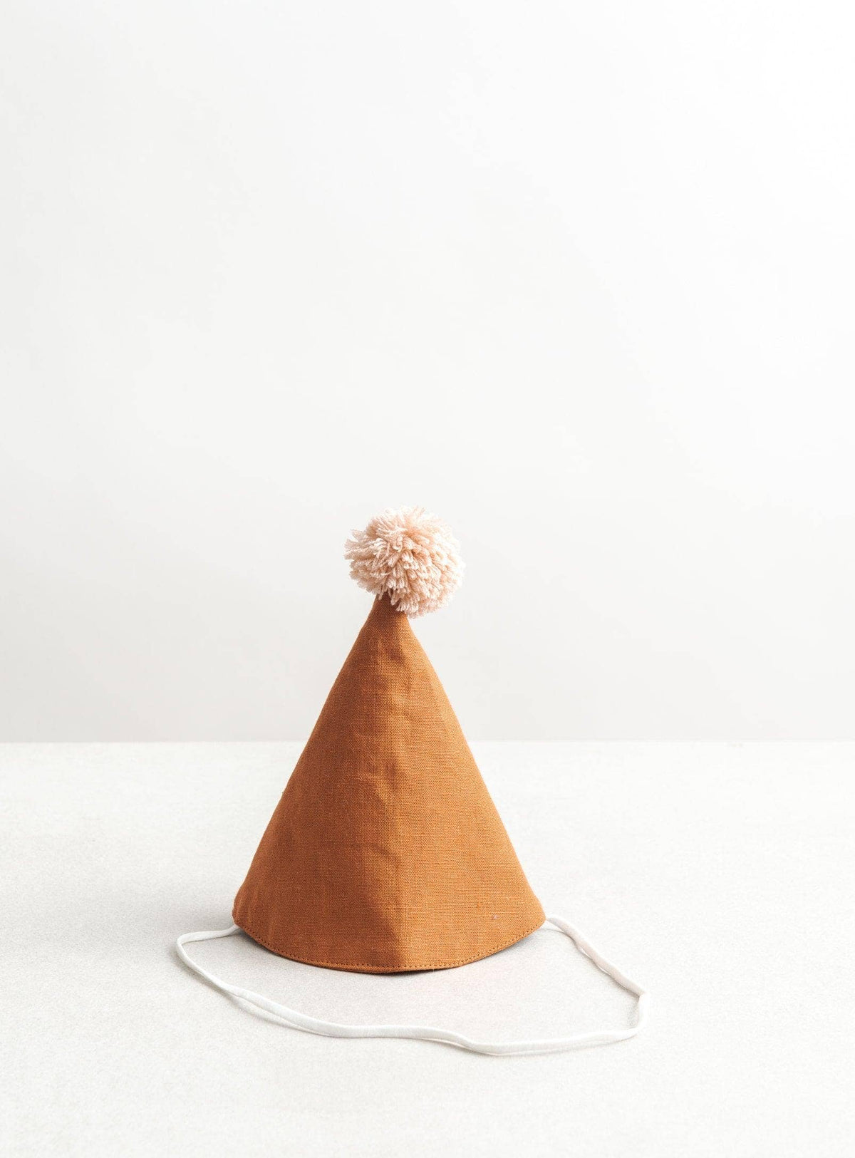 Linen Birthday Hat (Oatmeal)